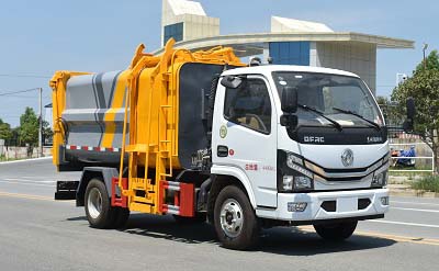 国六东风（5方）自装卸式垃圾车