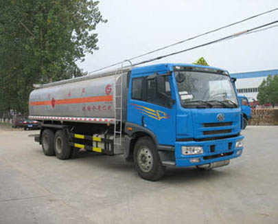 解放悍威化工液体运输车（CA1253）