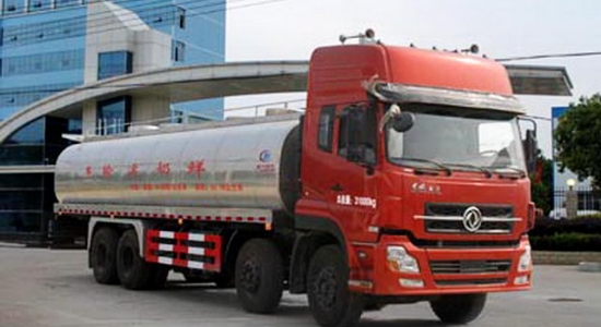 东风天龙22吨鲜奶运输车